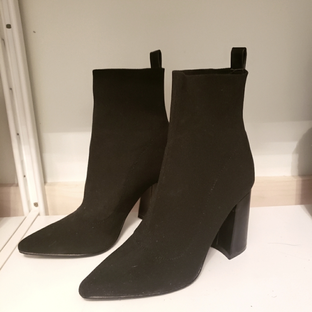 Steven Madden Black Heel Booties